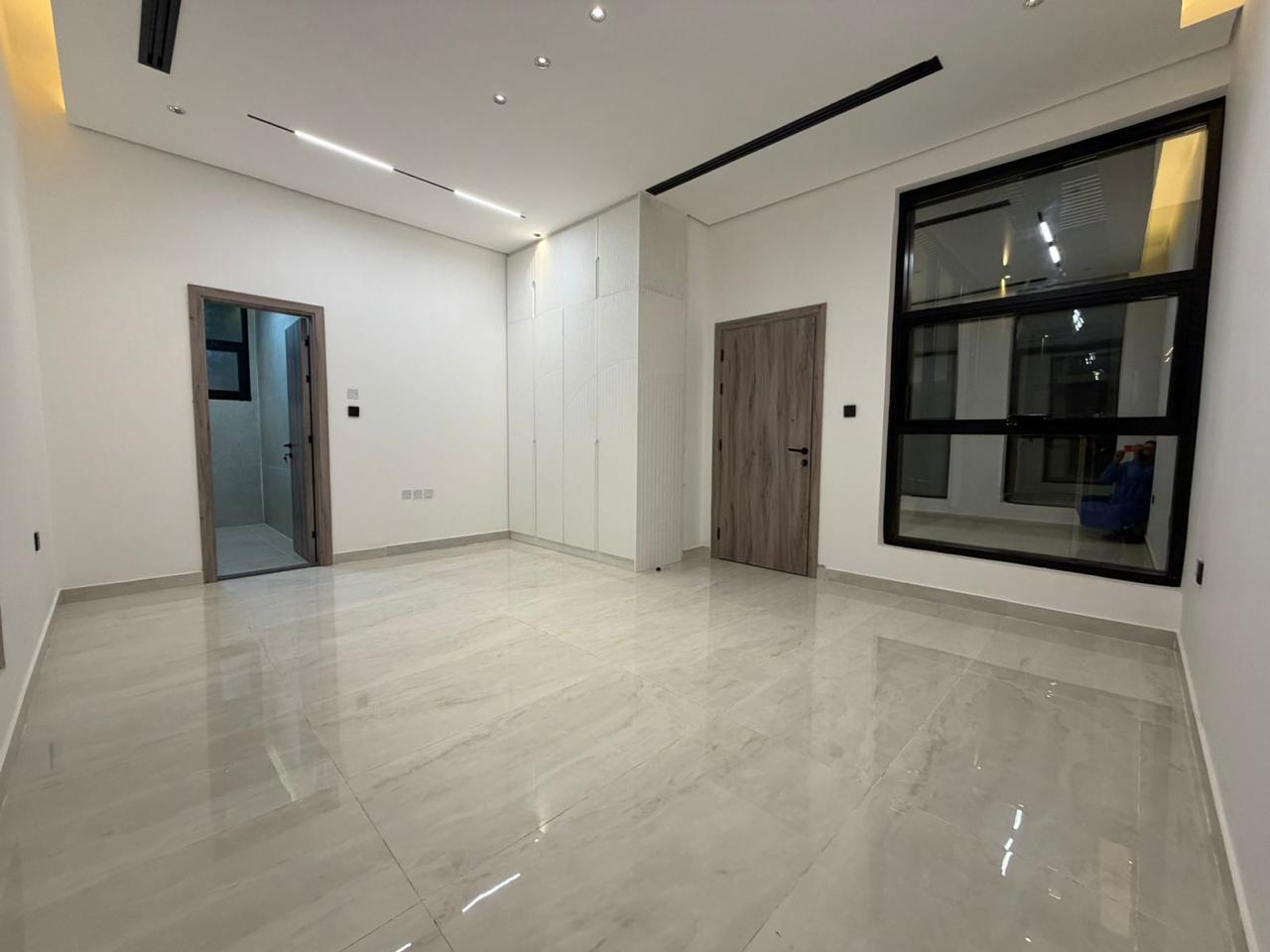 More Than a Villa… A Private Resort Lifestyle with 6 Bedrooms, a Pool and a Spacious Rooftop in Al Yasmeen 6