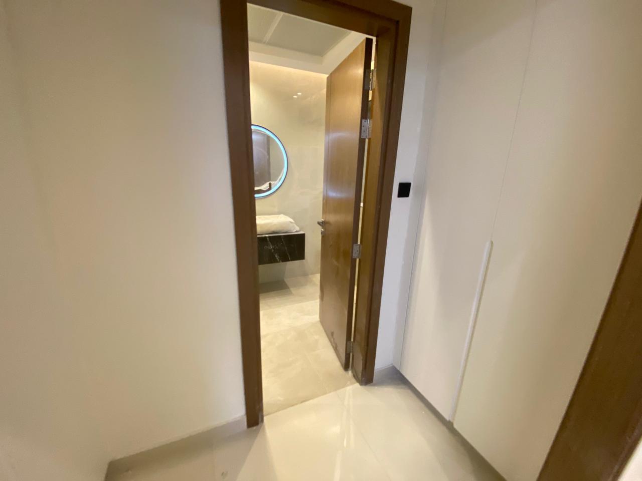 Luxury Villa in Al Zahya | 5 Master Bedrooms & Registration Fee Exempt 9