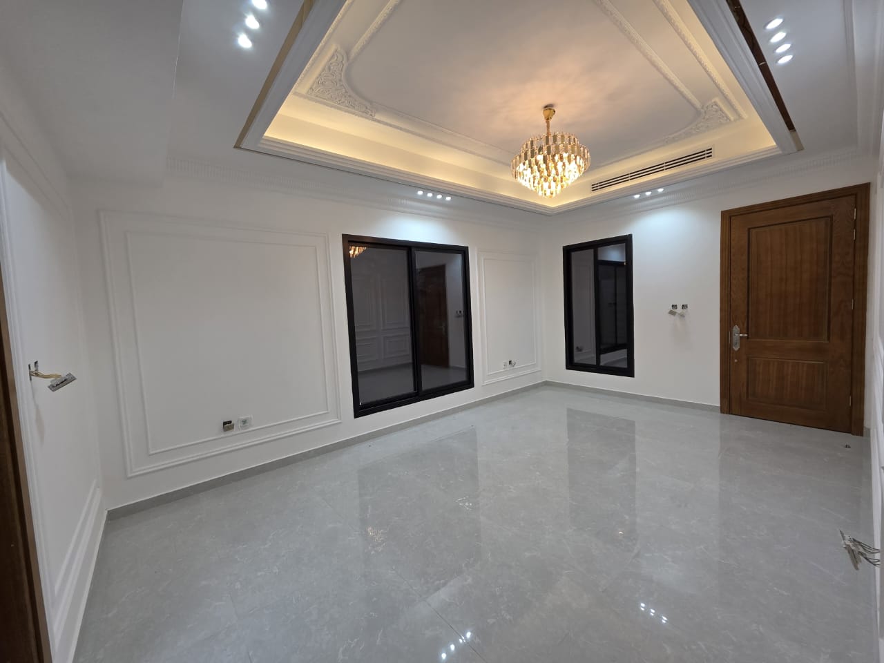 Luxury Classic Villa for Sale in Al Helio 2, Ajman, ideally located near Sheikh Mohammed Bin Zayed Road and all essential amenities. 5