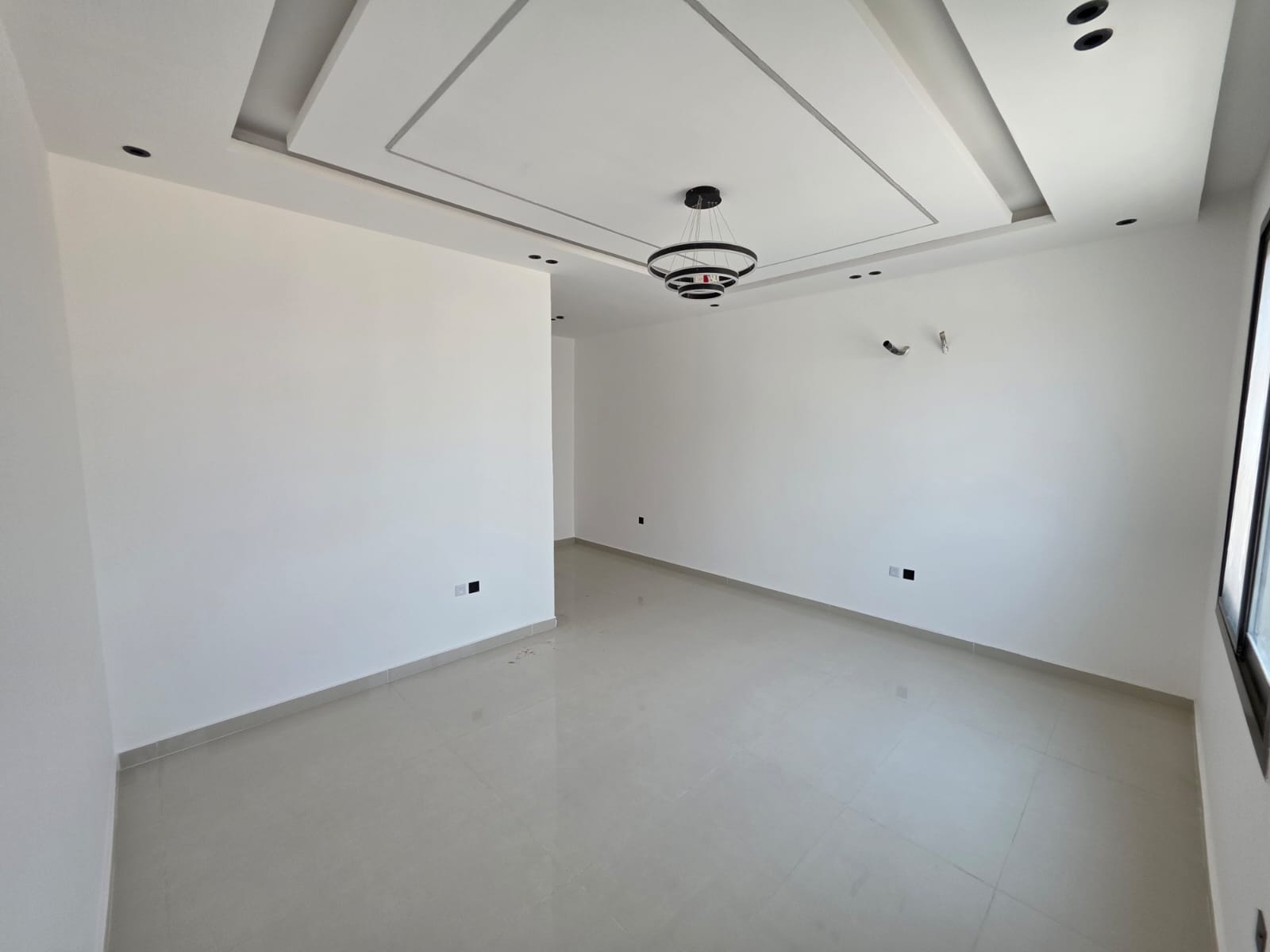 📍 A prime location that maximizes your investment... see the difference for yourself! 8