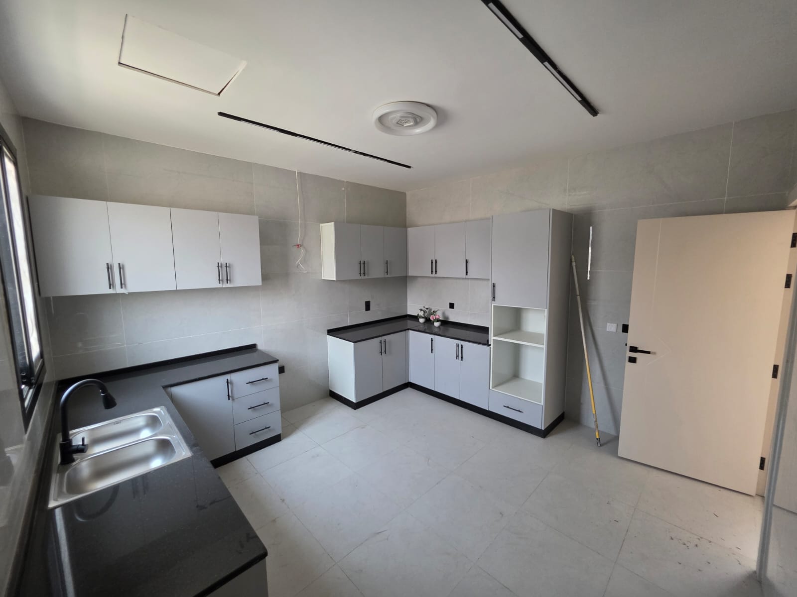 📍 A prime location that maximizes your investment... see the difference for yourself! 9