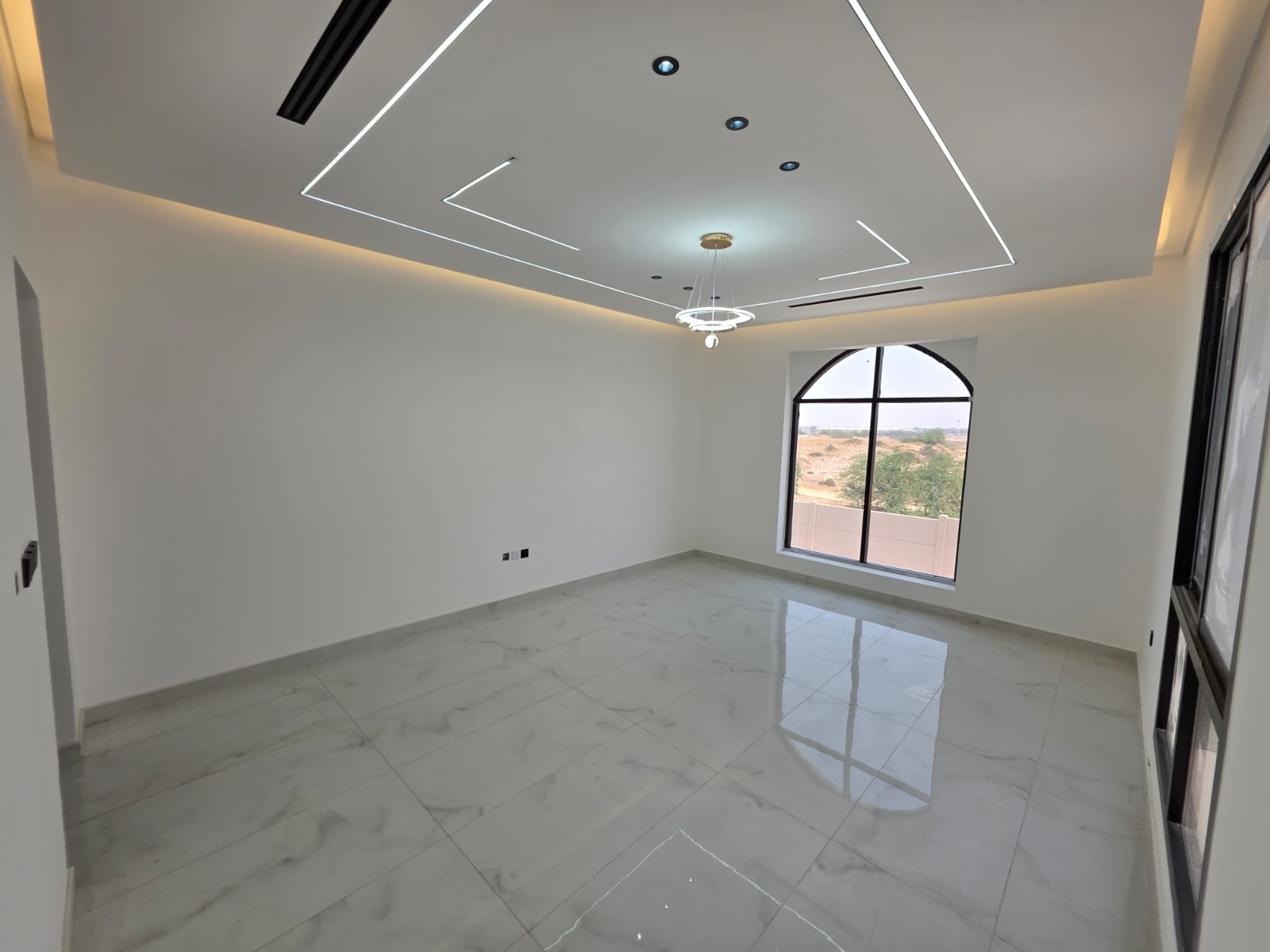 🏡 Don't miss the chance to invest in a premium home that combines elegance, comfort, and exceptional value. 8